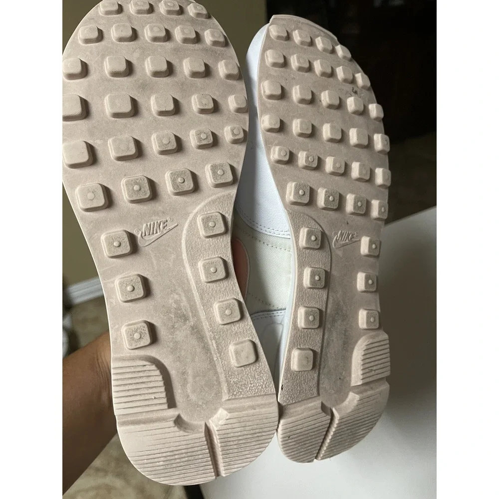 Nike‎ Internationalist Womens 6.5 White Pink Running Casual Sneakers Shoes
